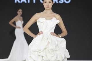 abito da sposa 2 in 1 con scollo a cuore, gonna a palloncino e gonna lunga sotto