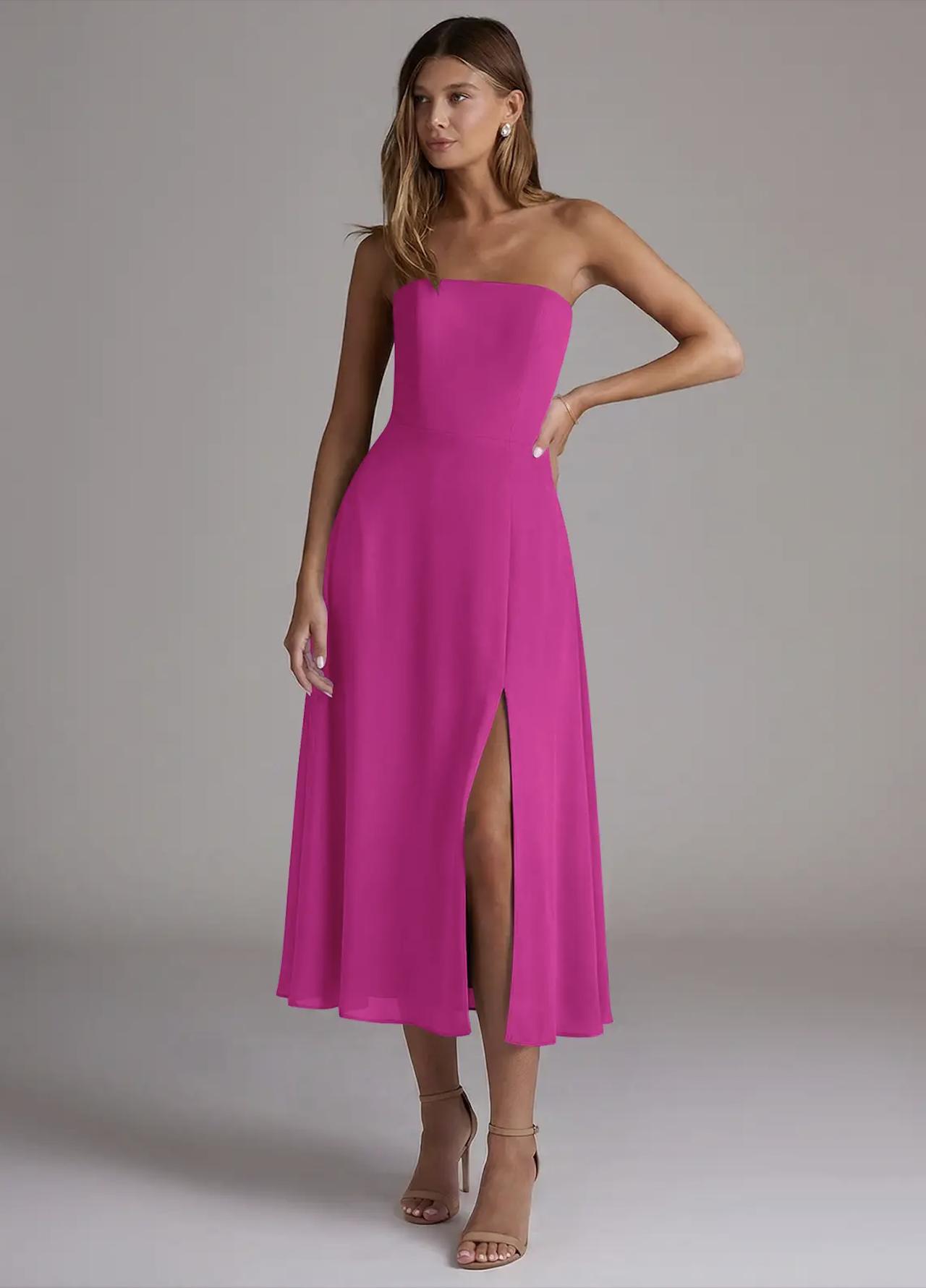 abito sorella sposa midi fucsia con spacco laterale