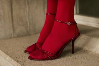 scarpe per matrimonio invitata sandali rossi tacco alto