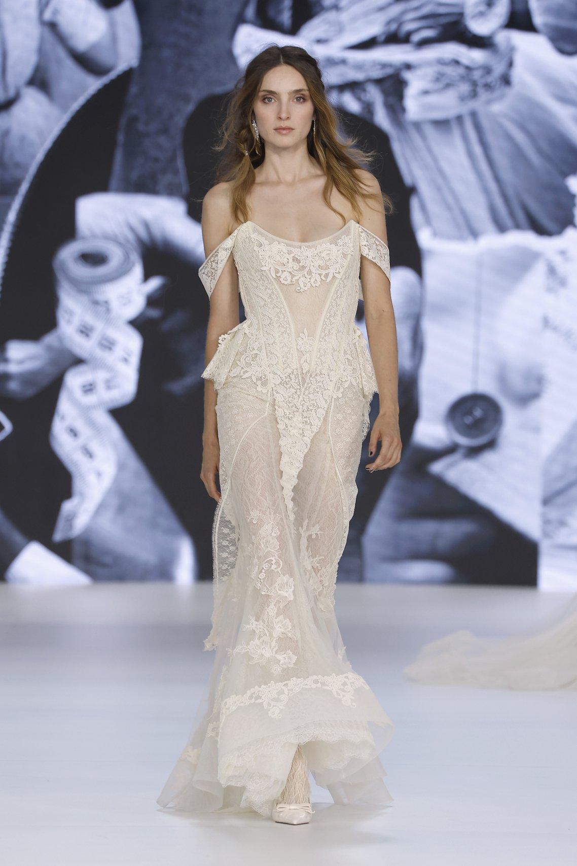 abito da sposa boho chic in pizzo a sirena 