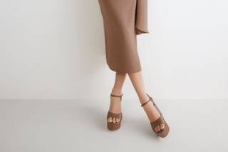 Abito elegante da cerimonia midi con dettaglio jabot drappeggiato