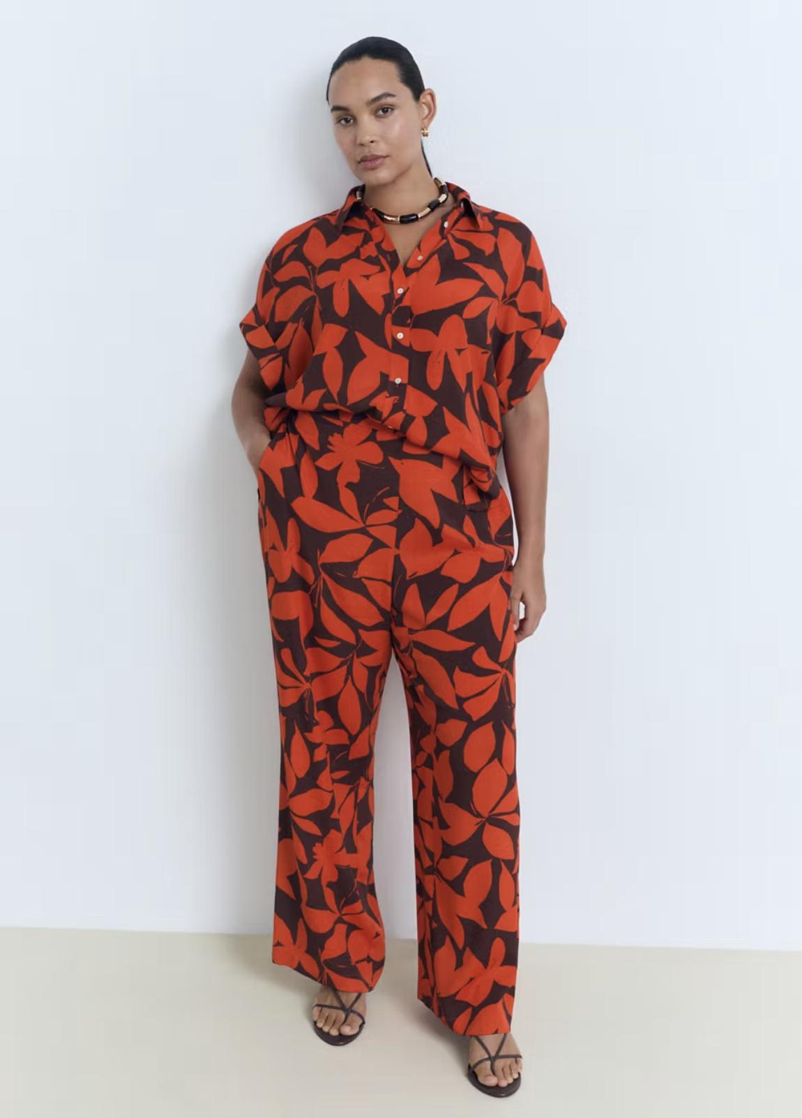 completo camicia e pantalone fantasia floreale per donna curvy