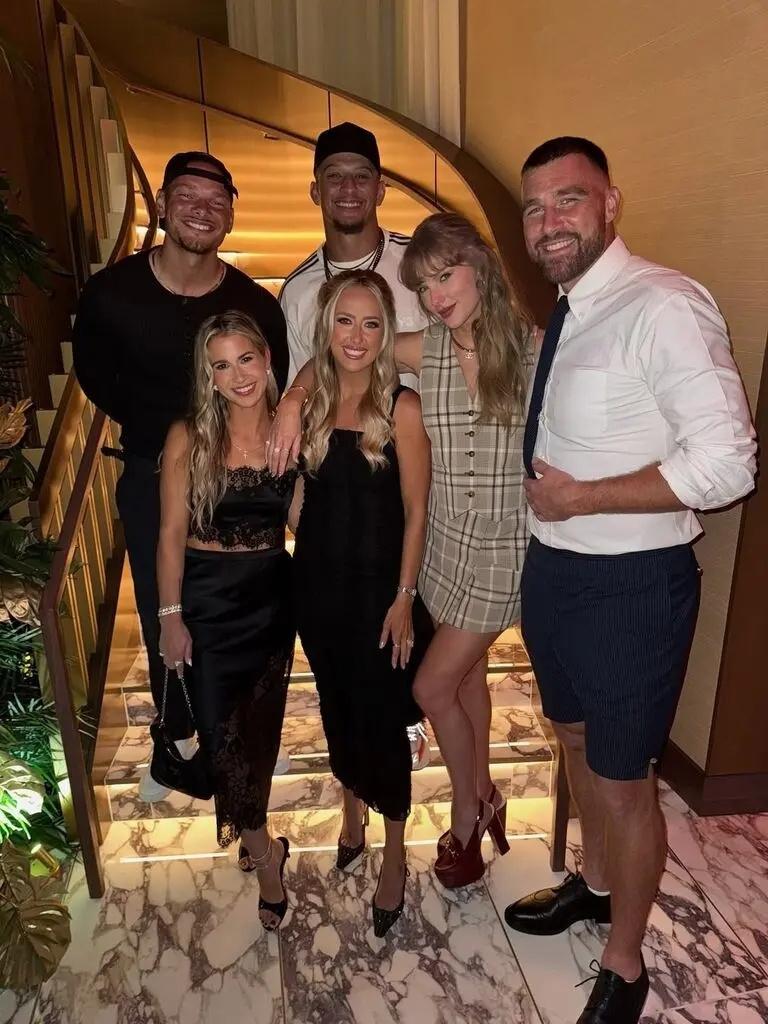 Taylor Swift e i suoi amici