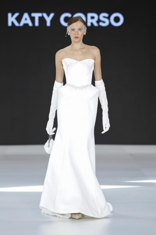 abito da sposa stile impero con corsè