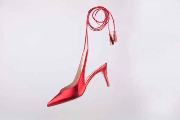 scarpe per matrimonio invitata con laccio alla caviglia rosse