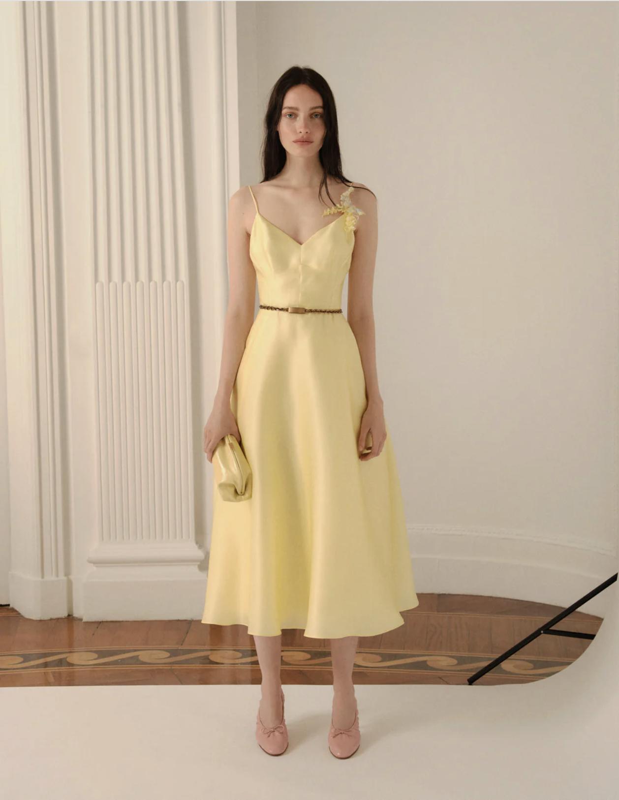 abito sorella sposa midi giallo pallido