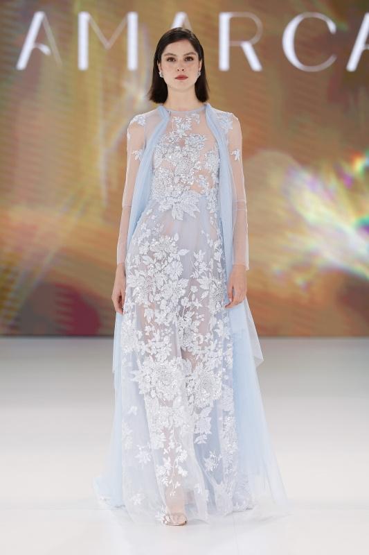 abito sposa matrimonio civile azzurro semitrasparente con ricami