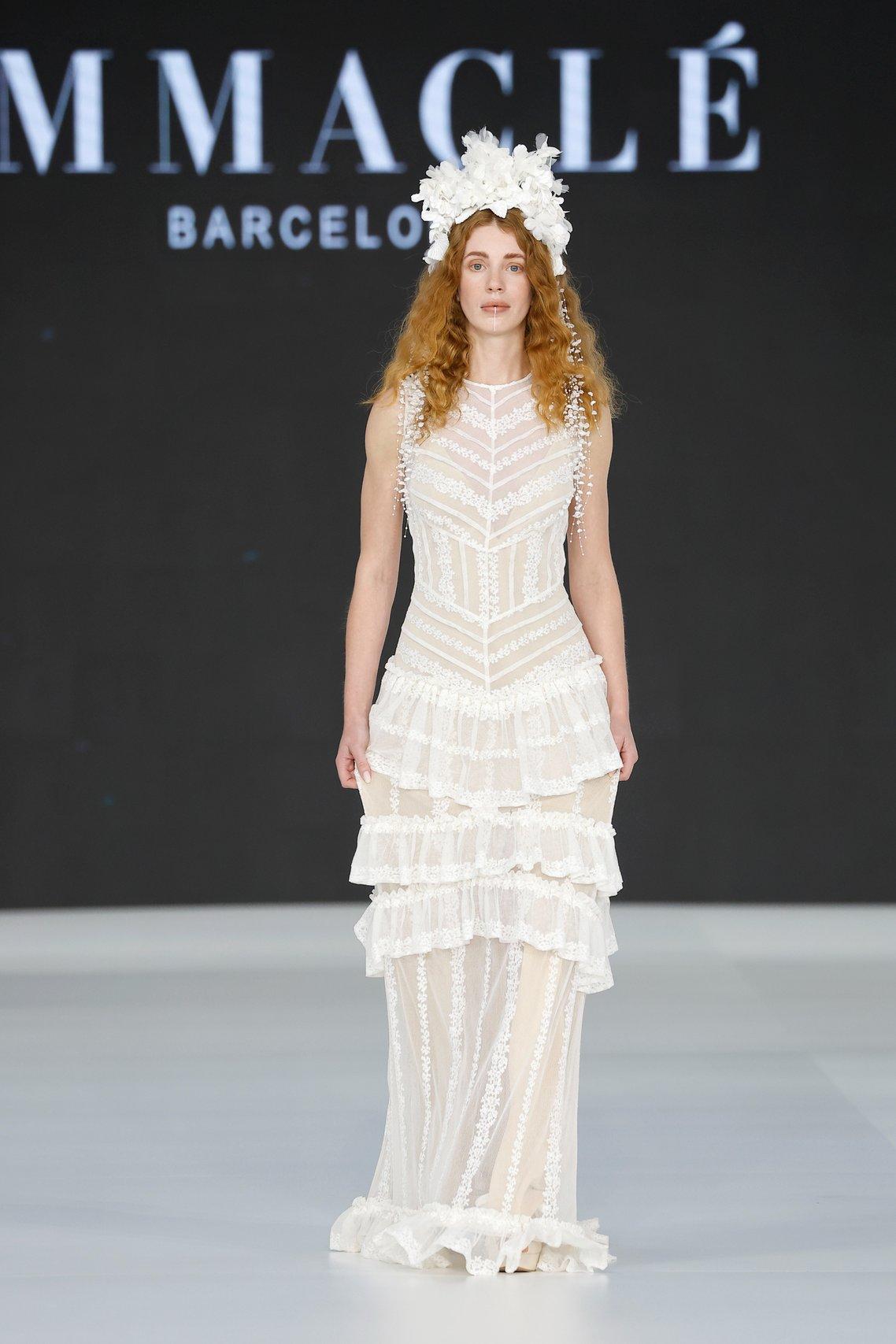 abito da sposa in pizzo 