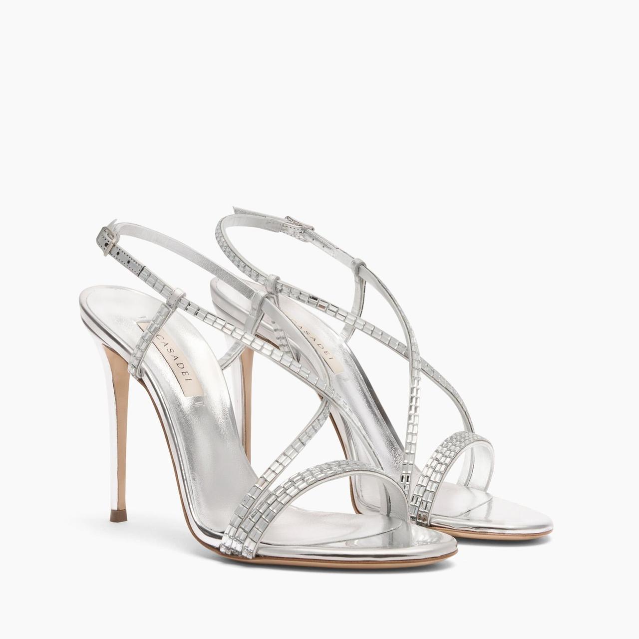 sandali per cerimonia color argento con cristalli e tacco alto a stiletto