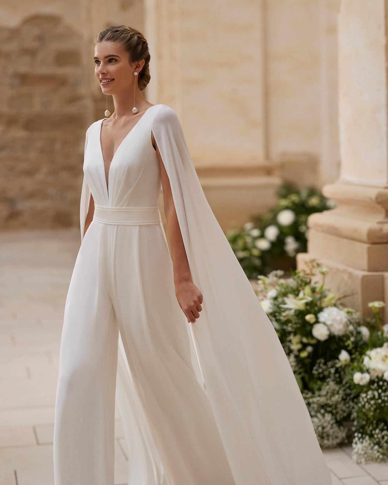 jumpsuit da donna con pantalone a palazzo e maniche a strascico