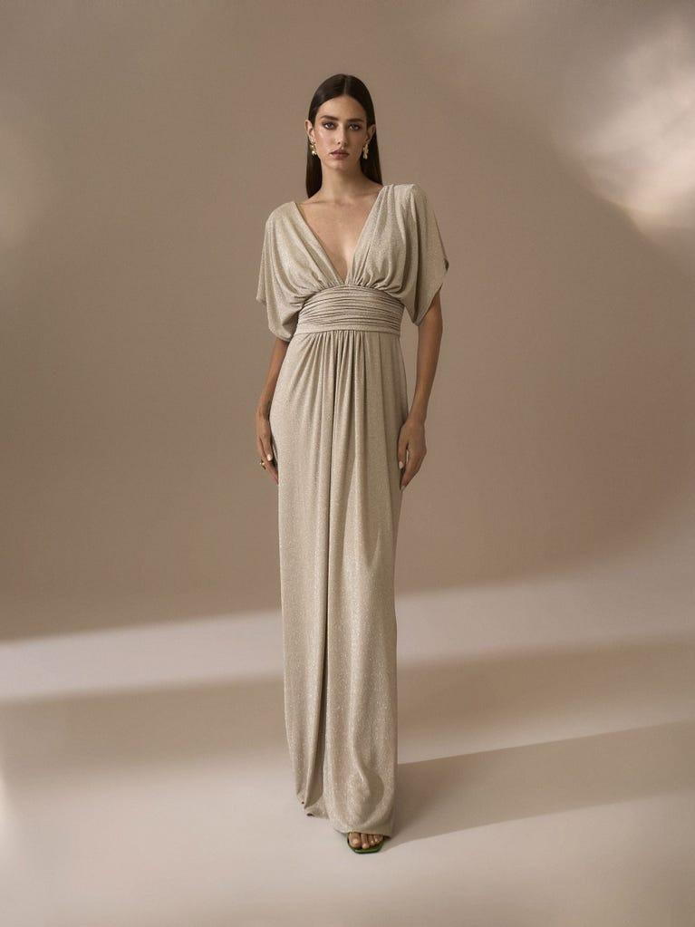 abito mamma sposa lungo con scollo profondo dorato