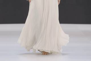 abito da sposa boho chic gonna scivolata con scollo all'americana in pizzo e chiffon