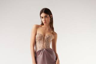 abito elegante da cerimonia lungo, rosa con corsé