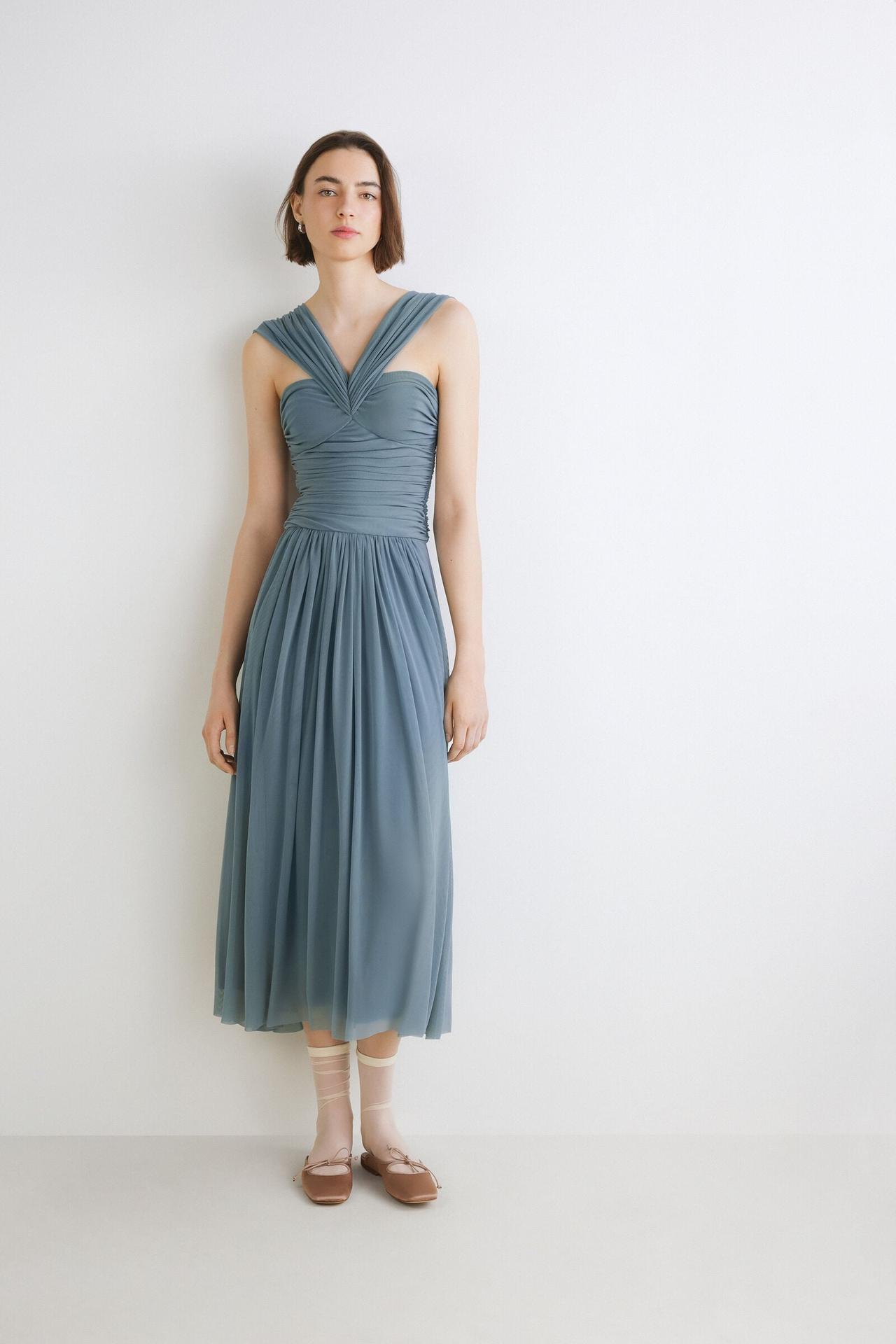 abito sorella sposa midi grigio con scollo all'americana