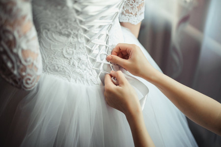 Gli abiti da sposa più costosi della storia