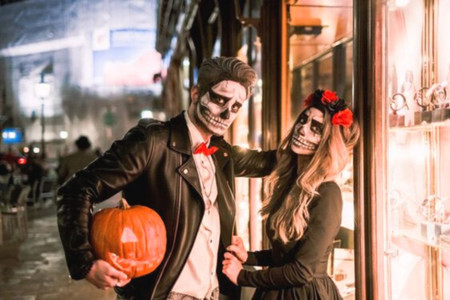 I 10 migliori costumi per Halloween di coppia: la notte degli orrori si avvicina!