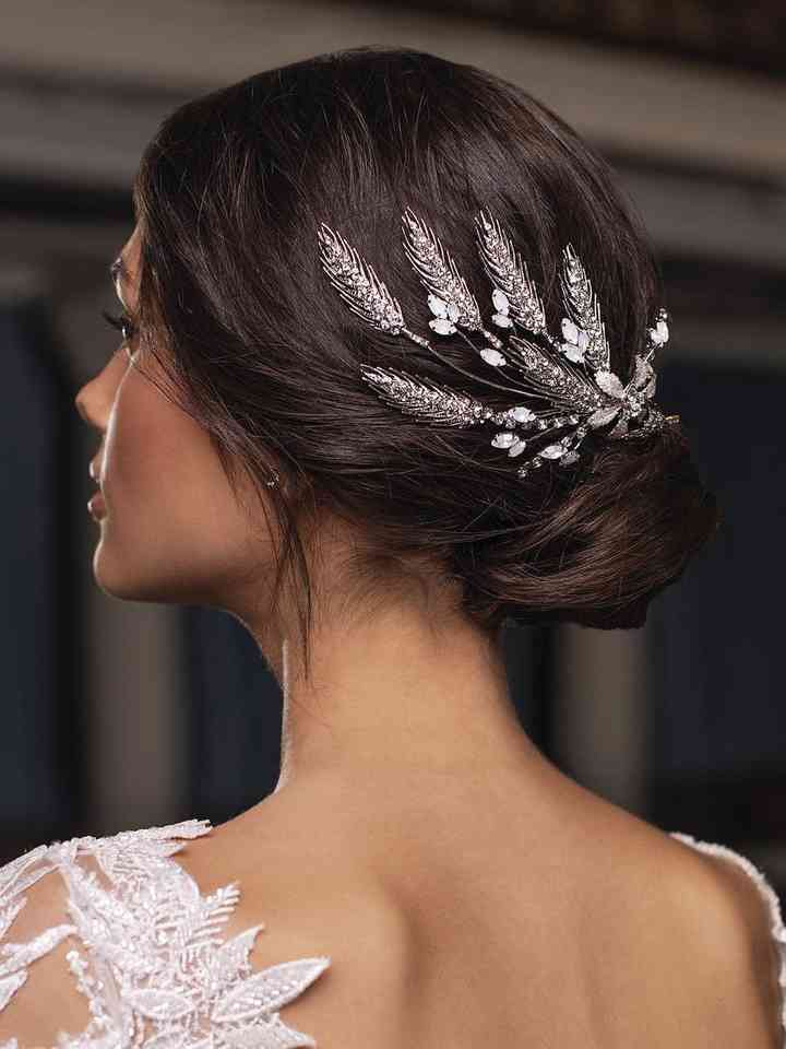 25 acconciature da sposa per capelli medi l’eleganza delle mezze misure!