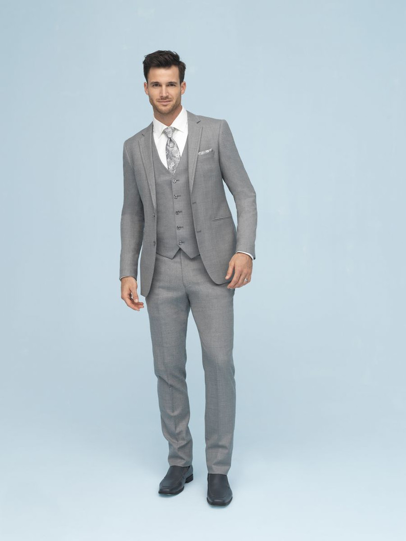 25 abiti da sposo grigi per un look classico ed elegante