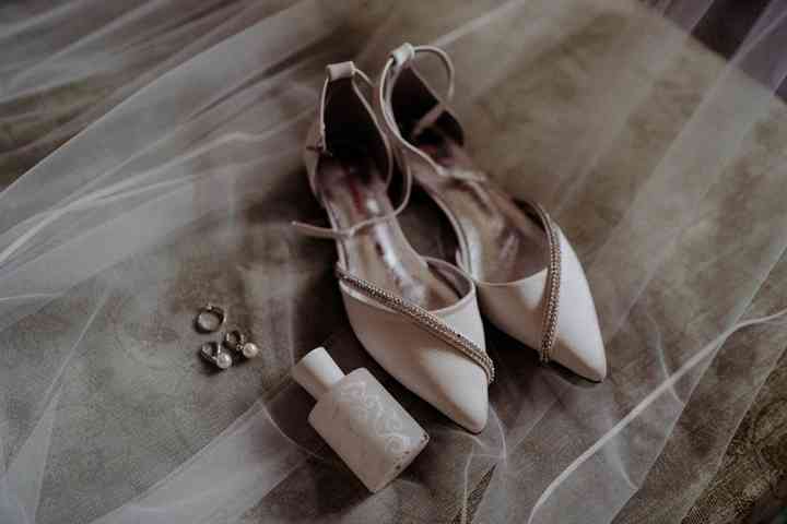 scarpe bianche basse eleganti