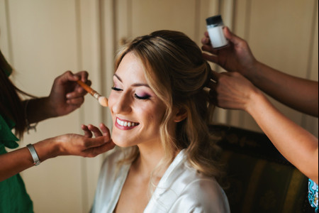 Trucchi sposa: i 10 prodotti scelti dalla nostra esperta di make-up