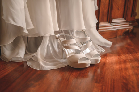 Scarpe da sposa comode: 30 modelli che slanciano la figura
