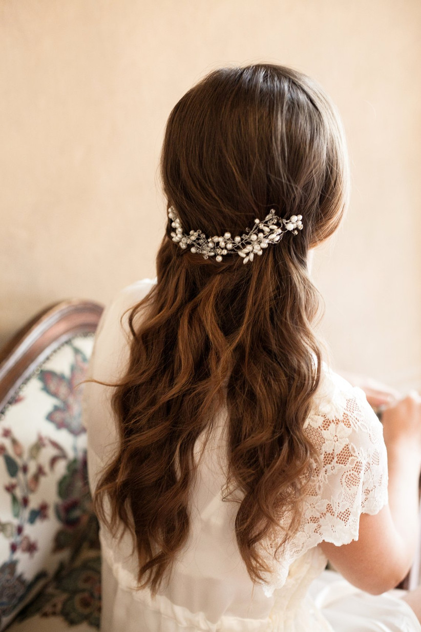 Acconciature sposa con semiraccolto: 30 idee per un hairstyle di tendenza