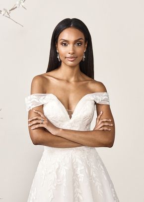 44393, Sincerity Bridal