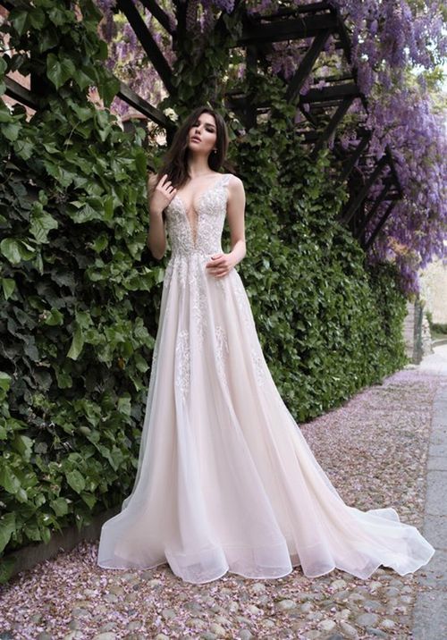 Fiesole D422, Loren Bridal Wear