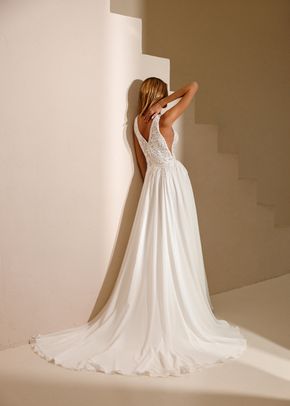 2464 Gaia, Loren Bridal Wear