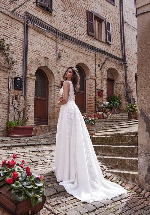 Chiara I5122, Loren Bridal Wear