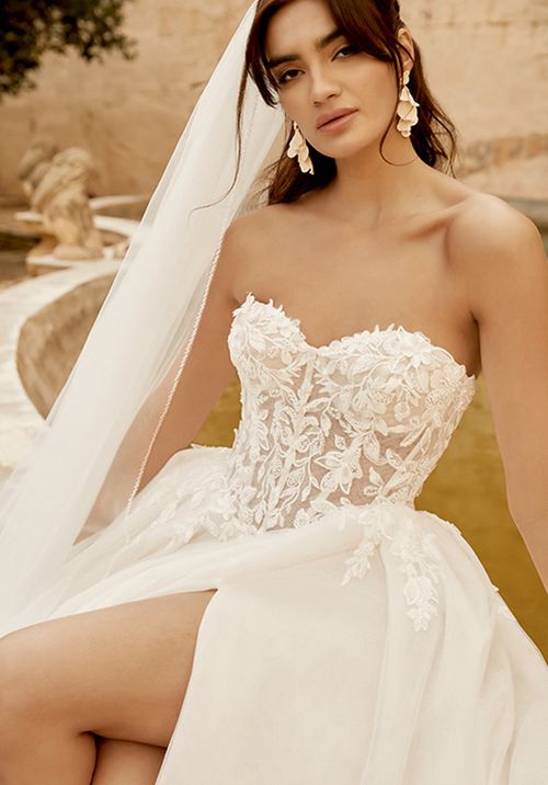 44490, Sincerity Bridal