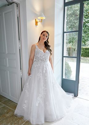 44492, Sincerity Bridal