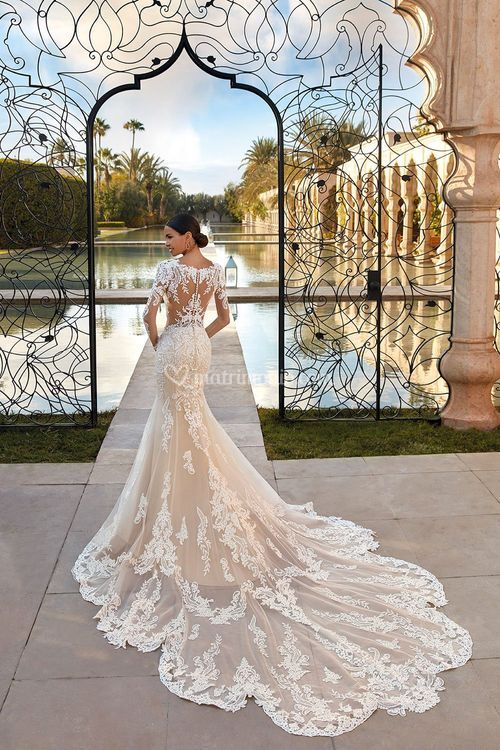 Abiti da Sposa di Demetrios - 1110 - Matrimonio.com