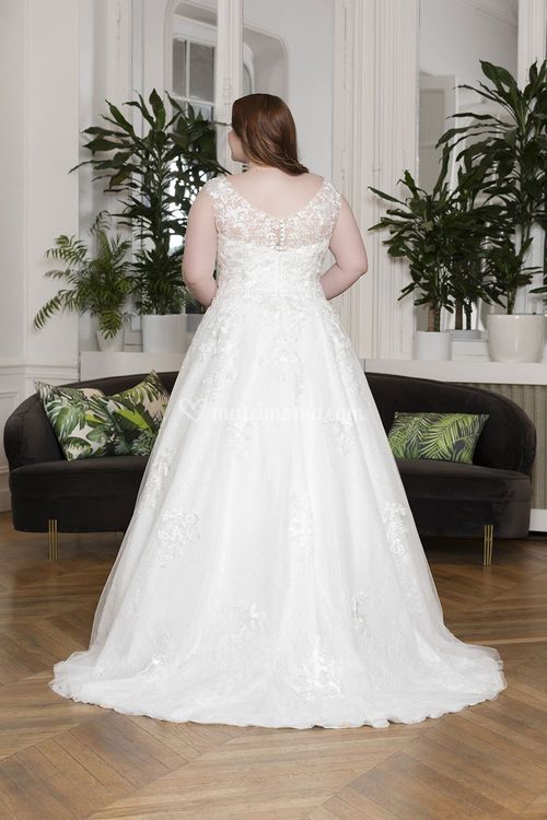 228-03, Curvy By The Sposa Group Italia