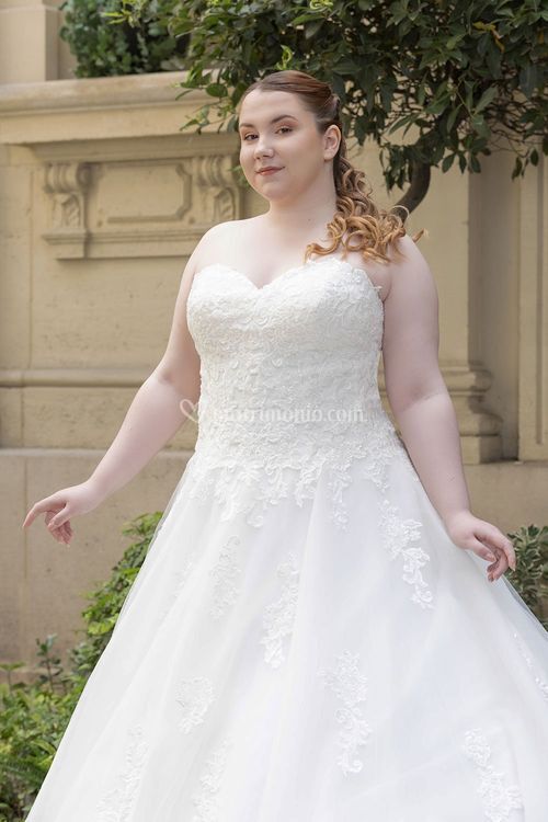 228-01, Curvy By The Sposa Group Italia