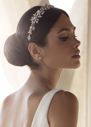 US 05 DIADEMA, Pronovias