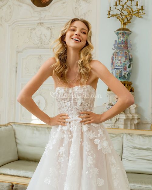 22-08, Berta Bridal