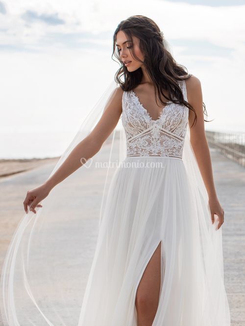 CHARISSE, Pronovias