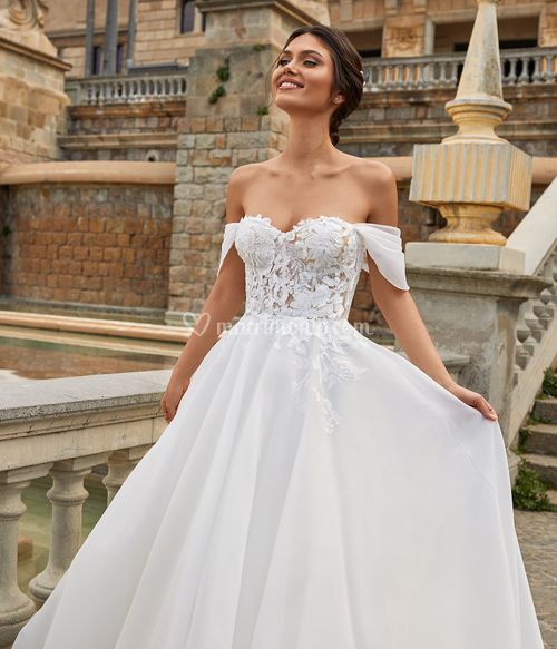 FELICITY, Pronovias