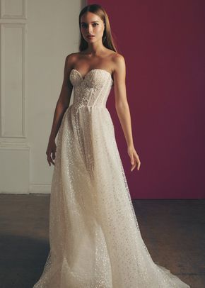 Tyra, Galia Lahav