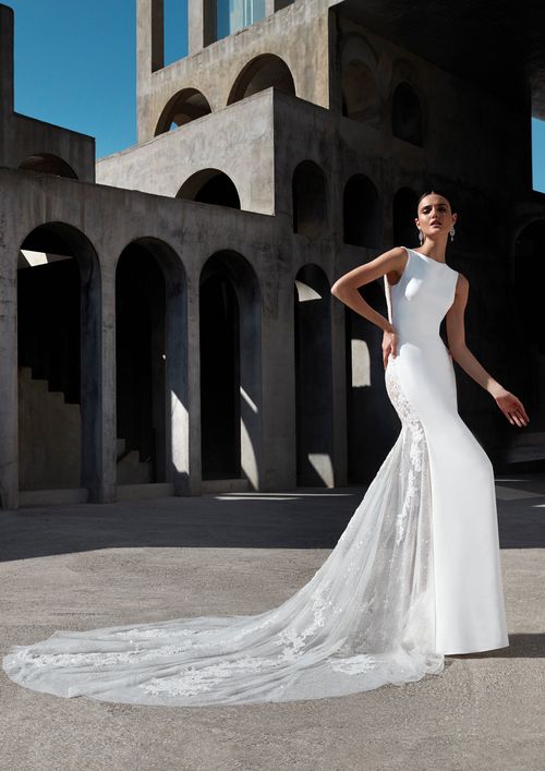 TYRA, Atelier Pronovias