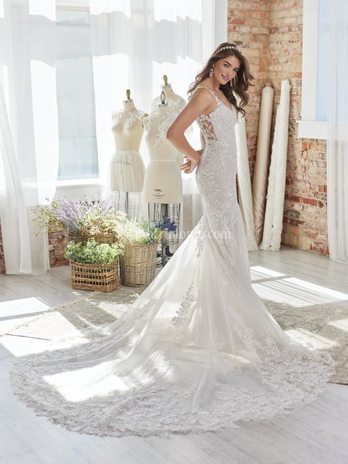 Canberra, Maggie Sottero