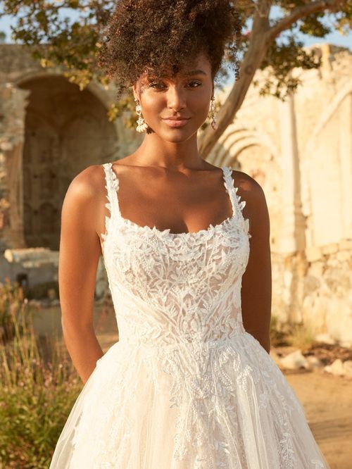 Zyranda, Maggie Sottero