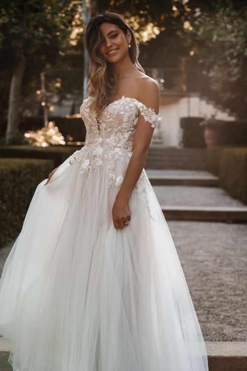 9914, Allure Bridals