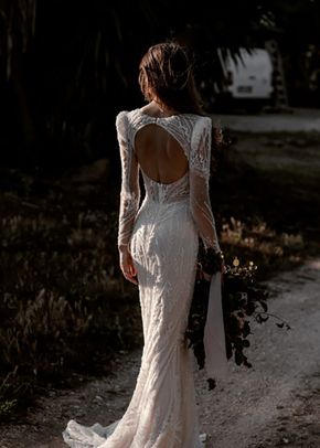 Zoe, Viero Bridal