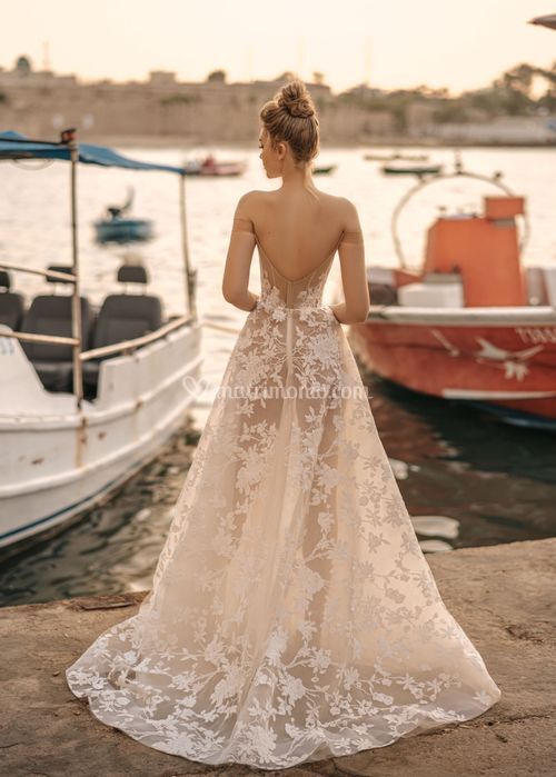 Julia, Berta Bridal