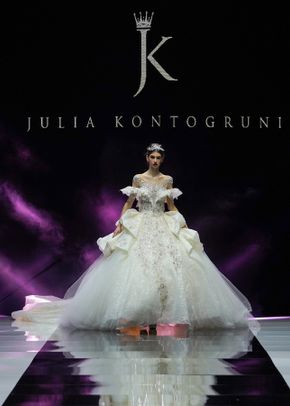 JK 01, Julia Kontogruni