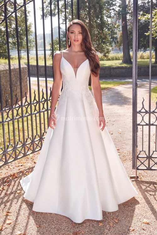 44324, Sincerity Bridal