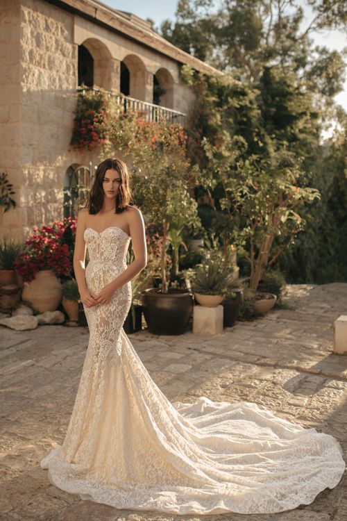 22-102, Berta Bridal