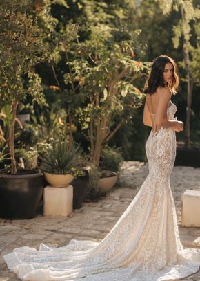 22-102, Berta Bridal